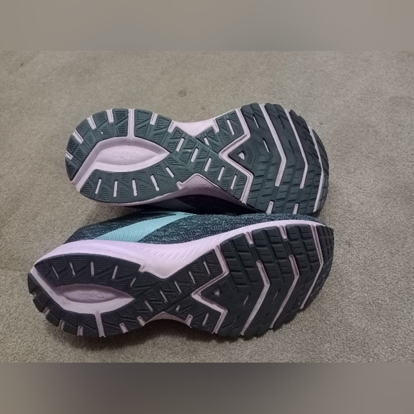 Brooks Launch 7 Size 8 - Picture 6 of 9